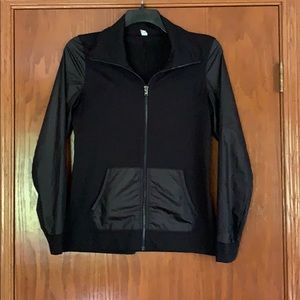 NWOT UA WOMENS BLACK FULLZIP
